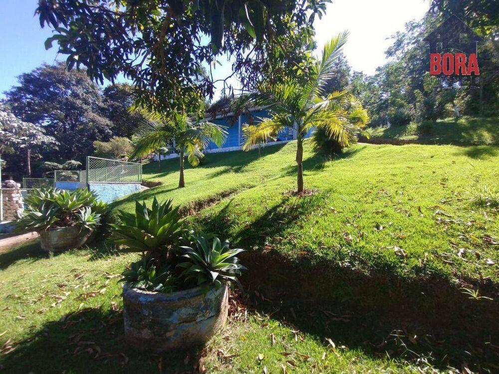 Chácara à venda com 4 quartos, 200m² - Foto 11