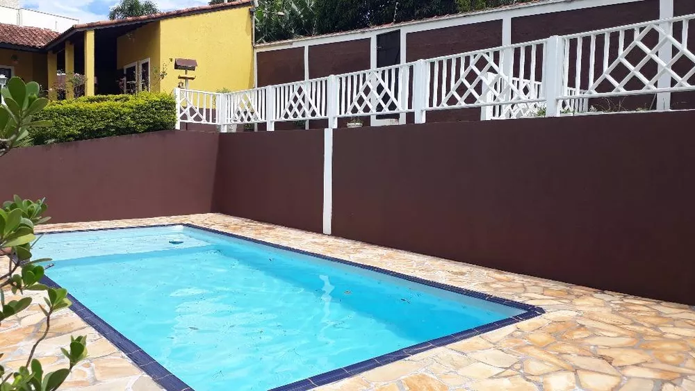 Chácara à venda com 2 quartos, 340m² - Foto 1