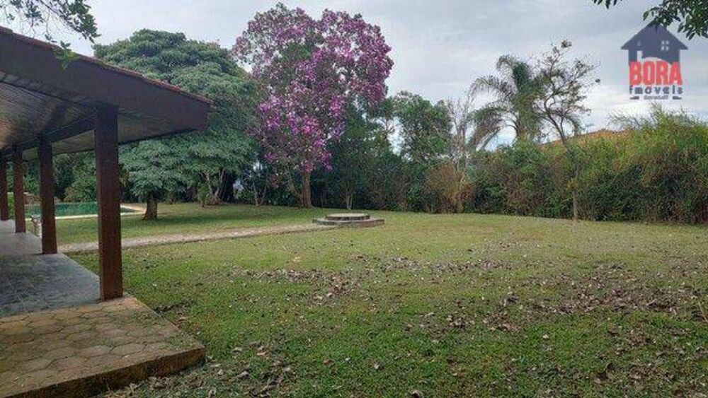 Casa à venda e aluguel com 6 quartos, 1250m² - Foto 2