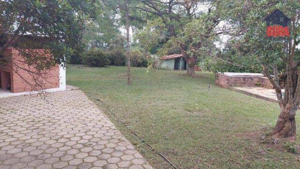 Casa à venda e aluguel com 6 quartos, 1250m² - Foto 3