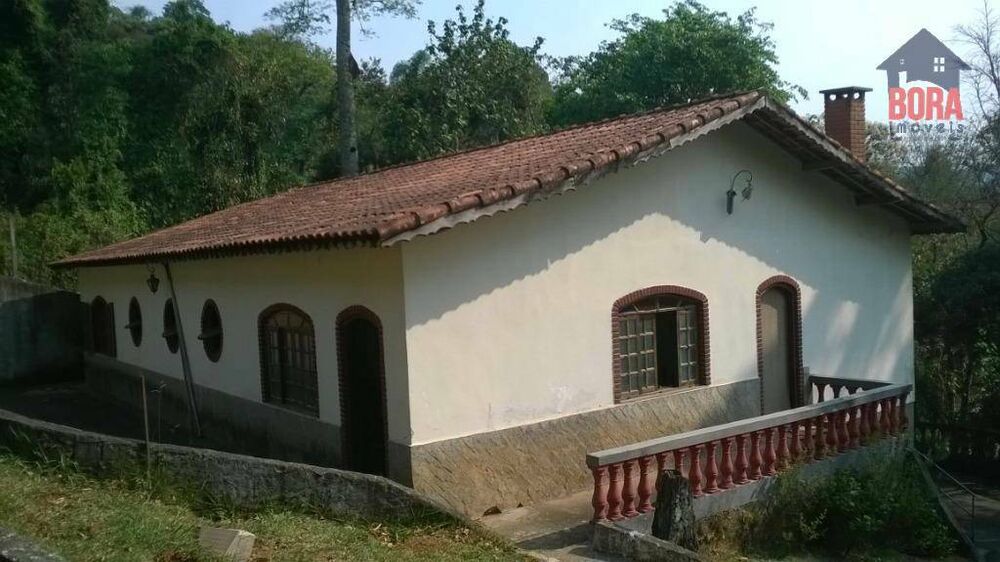 Chácara, 3 quartos, 1550 m² - Foto 1