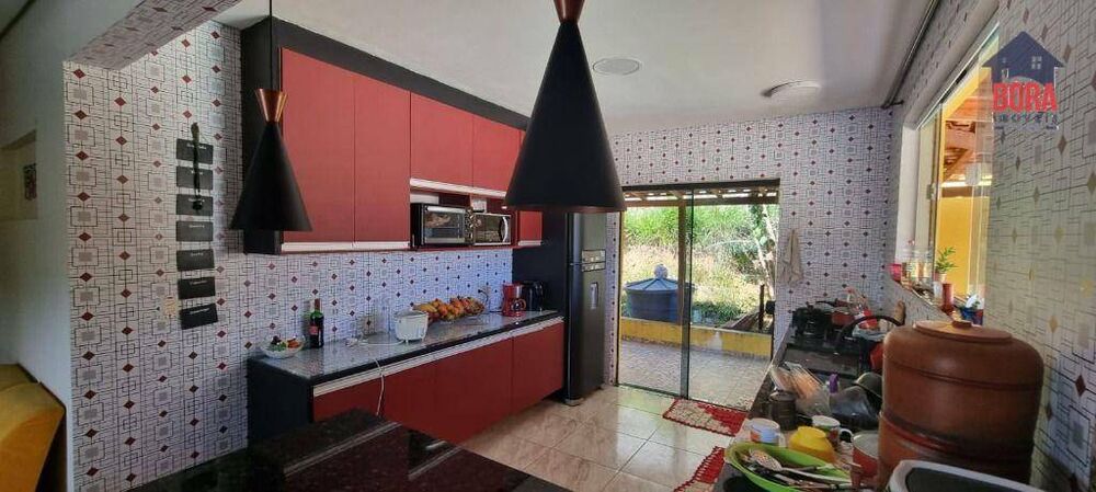 Chácara, 4 quartos, 700 m² - Foto 1