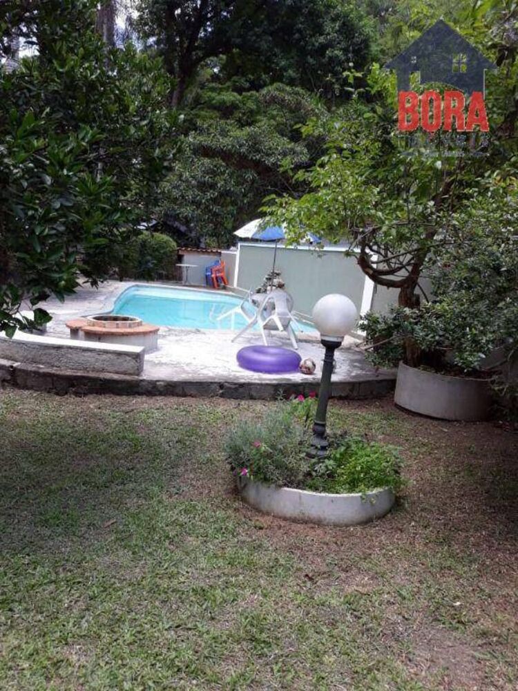 Casa, 4 quartos, 350 m² - Foto 1