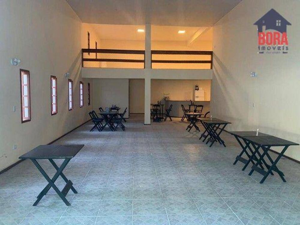 Casa de Condomínio à venda com 3 quartos, 450m² - Foto 3