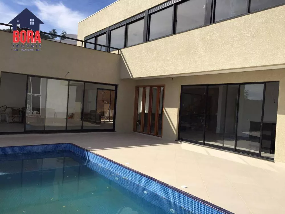 Casa de Condomínio à venda com 5 quartos, 500m² - Foto 1