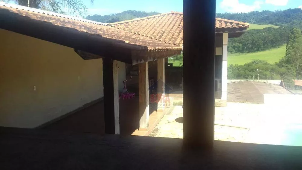 Chácara à venda com 4 quartos, 350m² - Foto 4