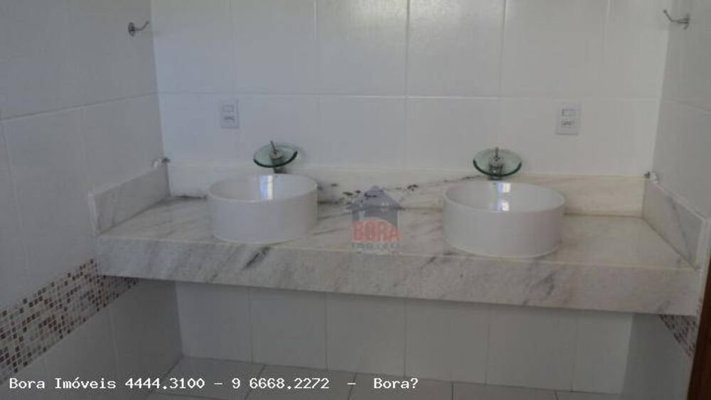 Casa, 3 quartos, 250 m² - Foto 2