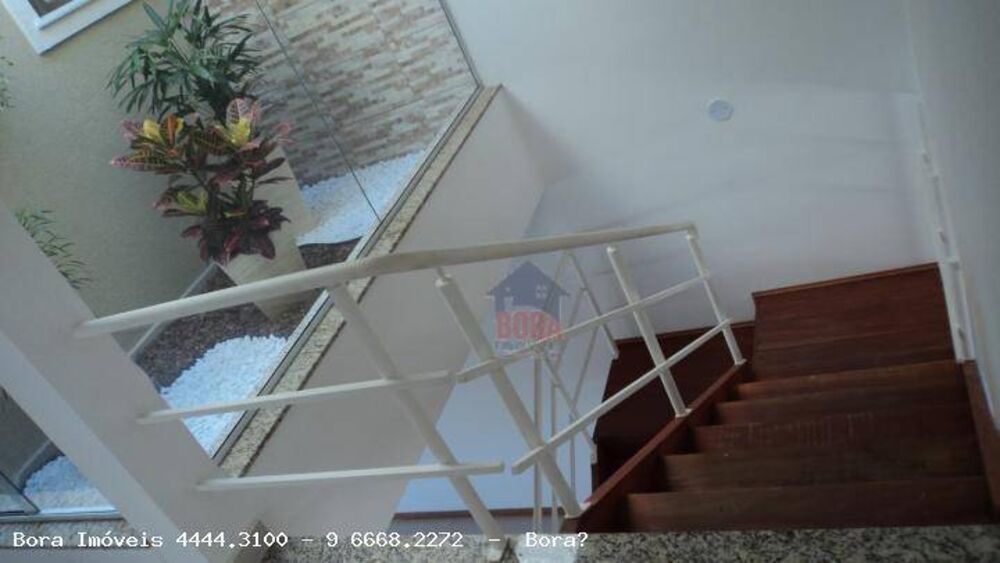 Casa, 3 quartos, 250 m² - Foto 1