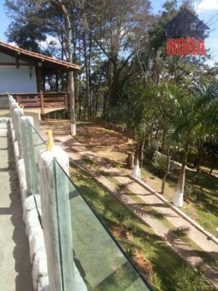 Chácara à venda com 5 quartos, 500m² - Foto 2