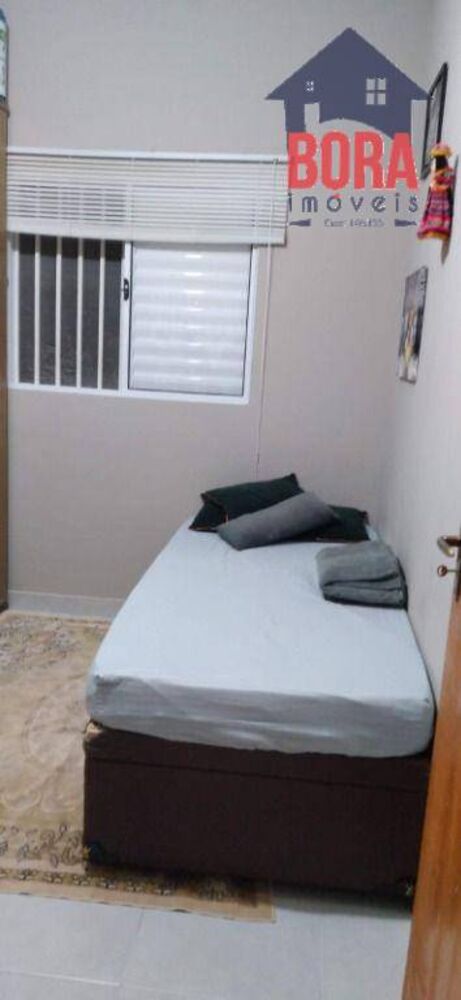 Casa à venda com 2 quartos, 102m² - Foto 2
