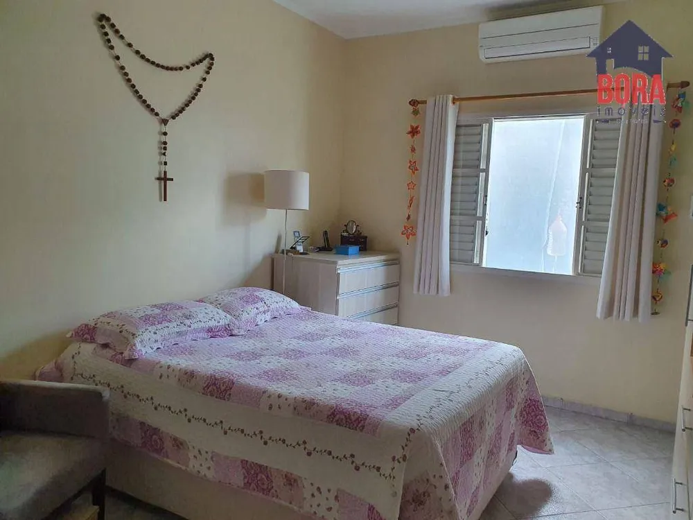 Casa, 3 quartos, 141 m² - Foto 2