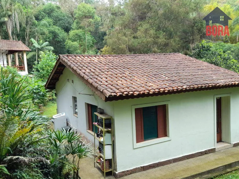 Chácara, 4 quartos, 7000 m² - Foto 1