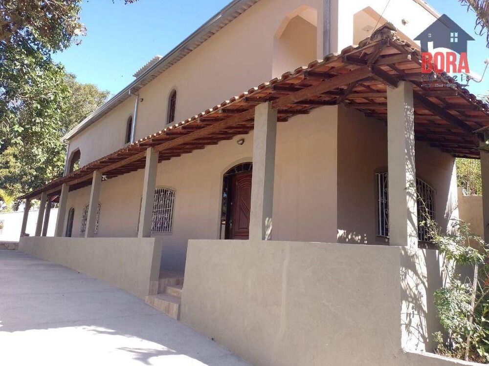 Chácara, 3 quartos, 527 m² - Foto 1