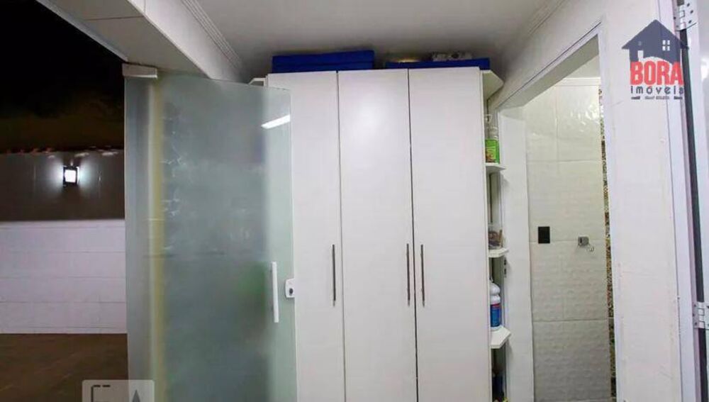 Sobrado, 3 quartos, 239 m² - Foto 1