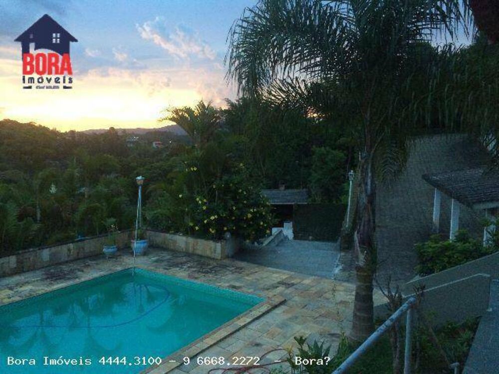 Casa à venda com 4 quartos, 400m² - Foto 7