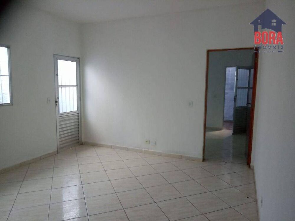 Casa à venda com 2 quartos, 60m² - Foto 1