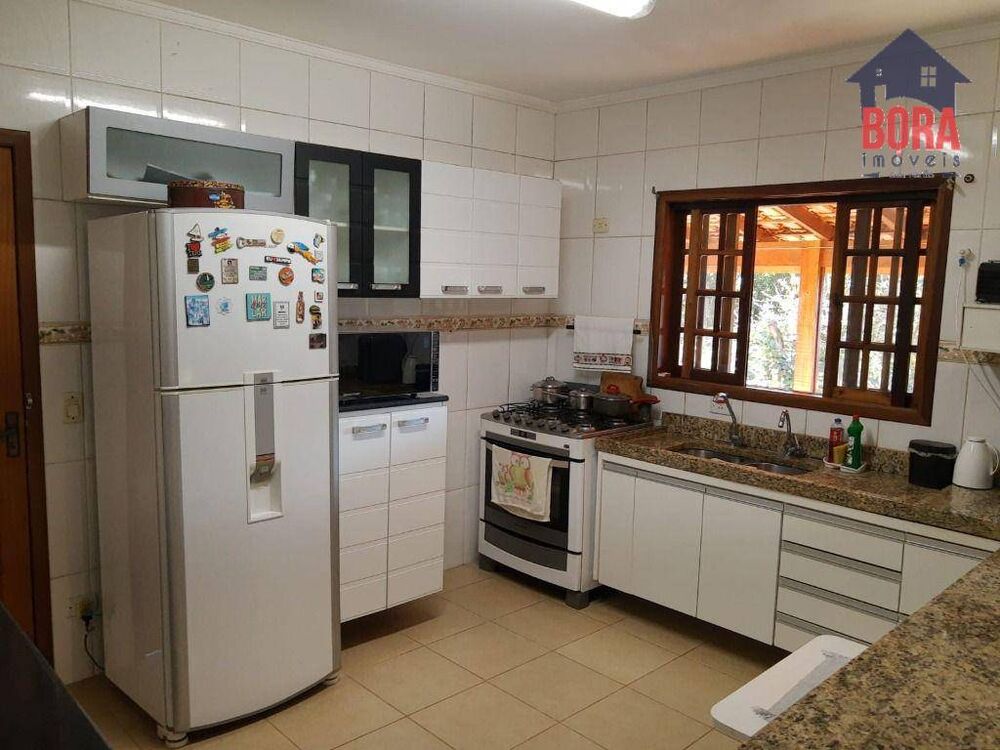 Chácara à venda com 3 quartos, 250m² - Foto 5