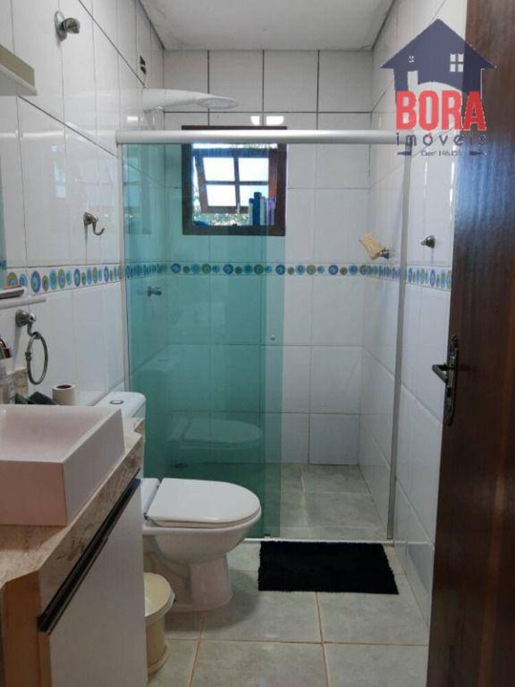 Chácara à venda com 3 quartos, 250m² - Foto 4