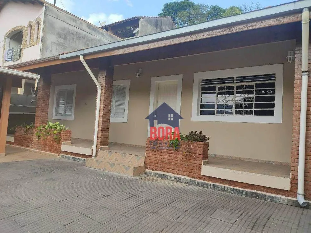 Casa, 3 quartos, 270 m² - Foto 1