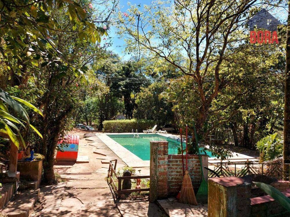 Chácara à venda com 3 quartos, 400m² - Foto 1