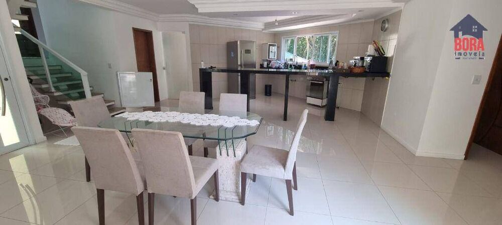 Casa à venda com 4 quartos, 418m² - Foto 4