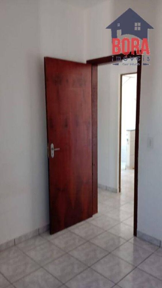 Apartamento à venda com 2 quartos, 42m² - Foto 3