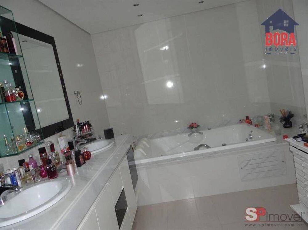 Casa à venda com 4 quartos, 650m² - Foto 3