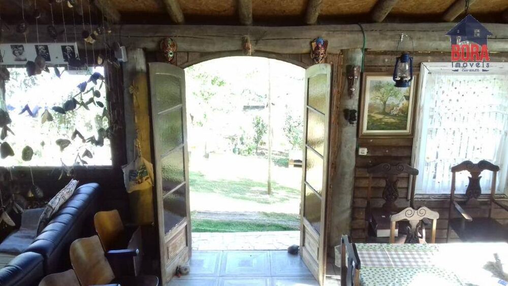 Chácara, 3 quartos, 860 m² - Foto 2