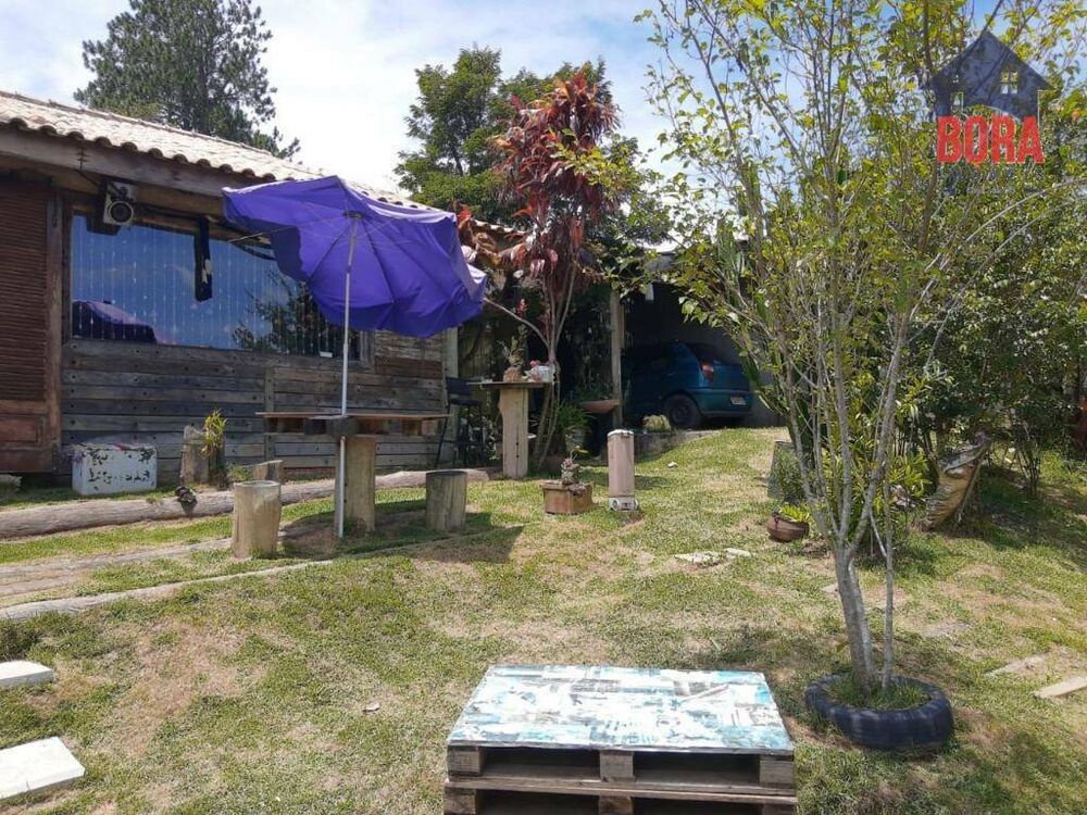 Chácara, 3 quartos, 860 m² - Foto 1