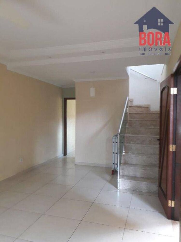 Sobrado, 3 quartos, 210 m² - Foto 1