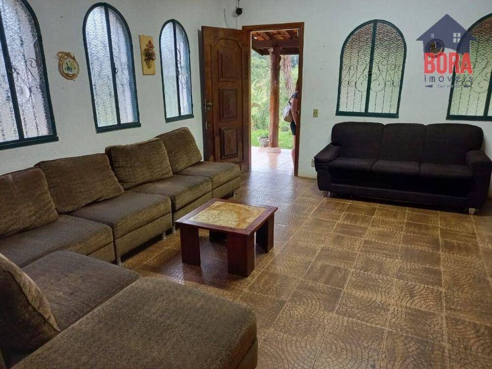 Chácara, 3 quartos, 2272 m² - Foto 2