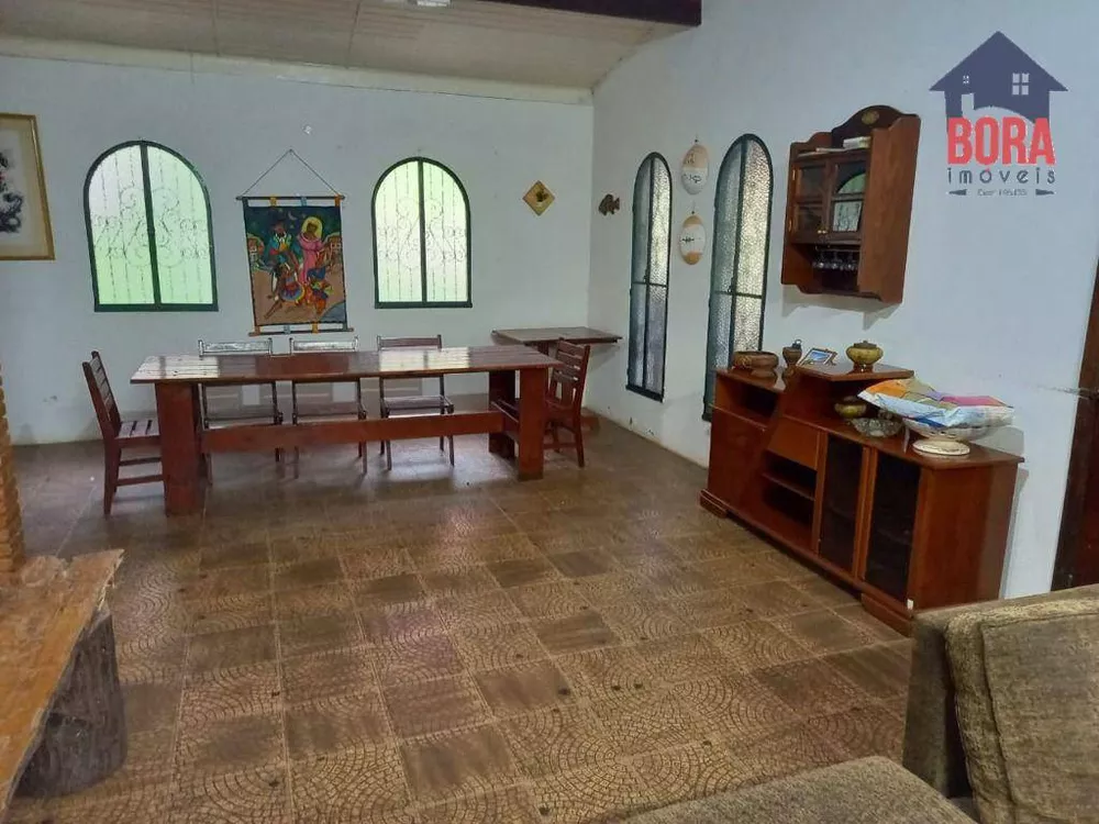 Chácara, 3 quartos, 2272 m² - Foto 4