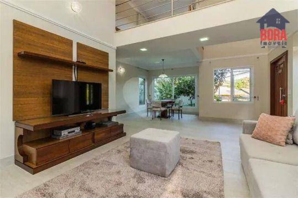 Casa, 3 quartos, 400 m² - Foto 1