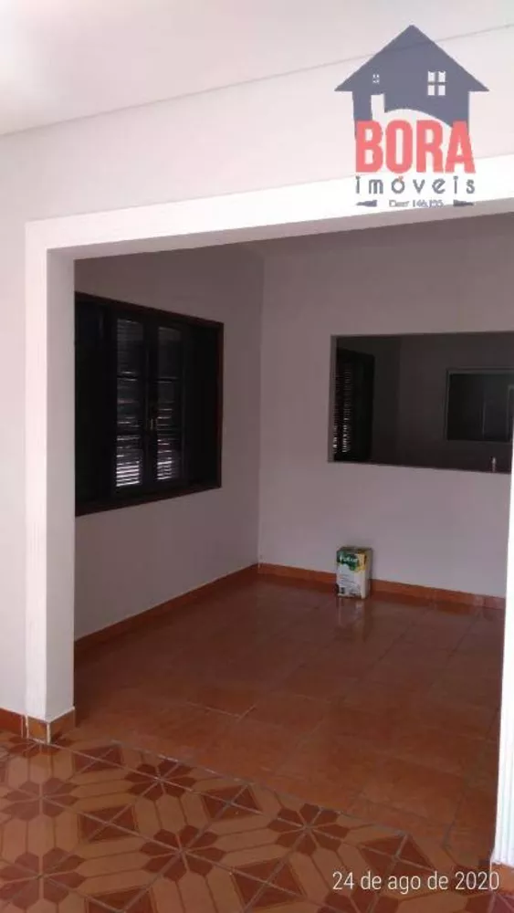 Casa, 4 quartos, 186 m² - Foto 1