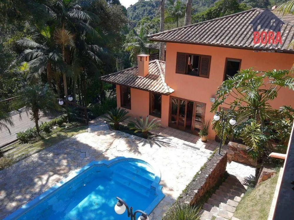 Casa de Condomínio, 4 quartos - Foto 1