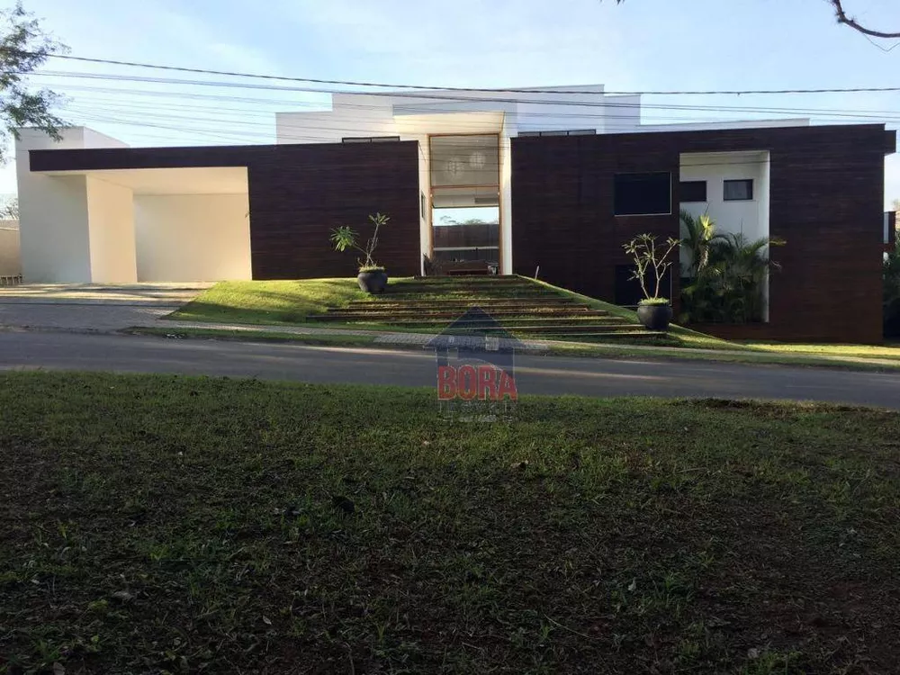 Casa de Condomínio à venda com 5 quartos, 403m² - Foto 2