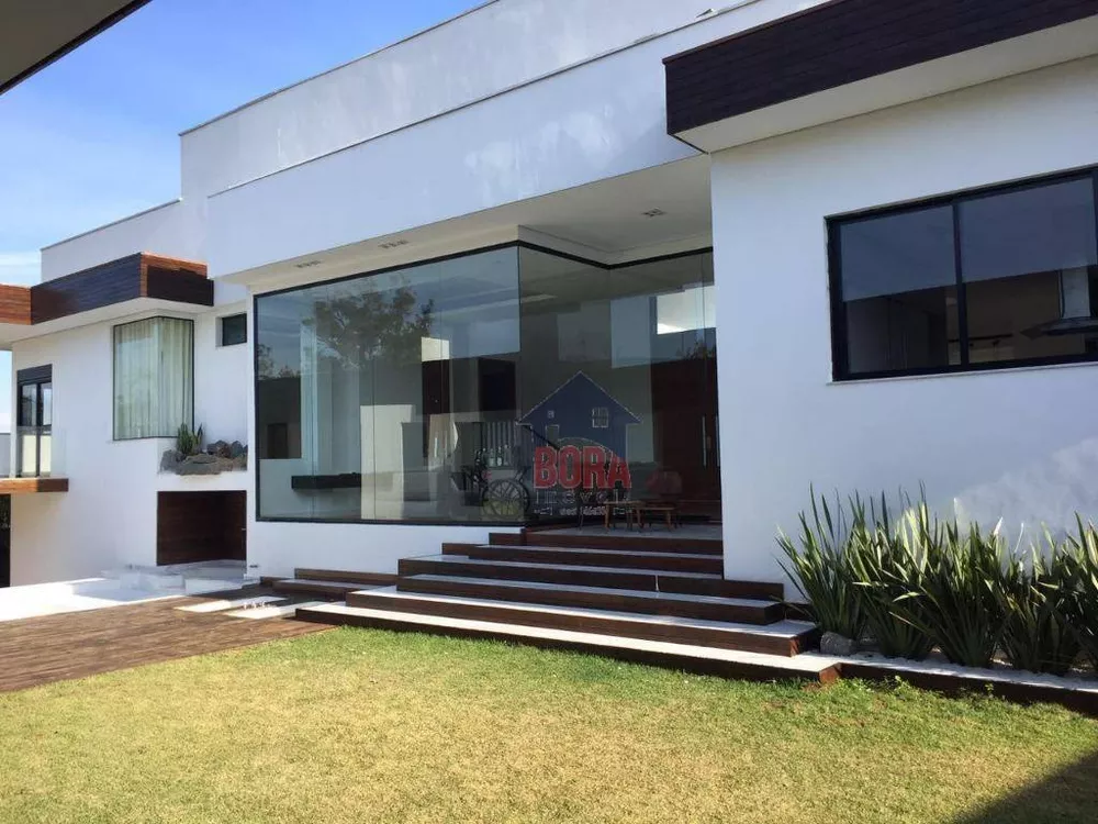 Casa de Condomínio à venda com 5 quartos, 403m² - Foto 1