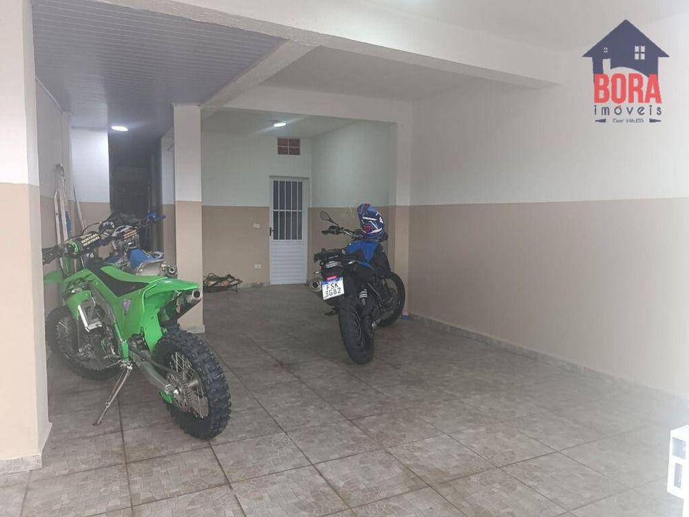 Sobrado, 3 quartos, 340 m² - Foto 1