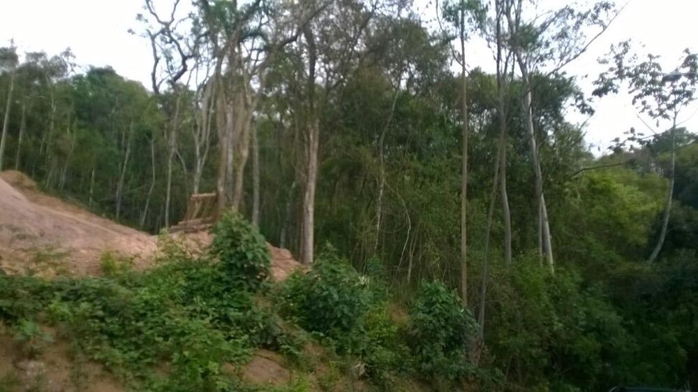 Loteamento e Condomínio, 1180 m² - Foto 2