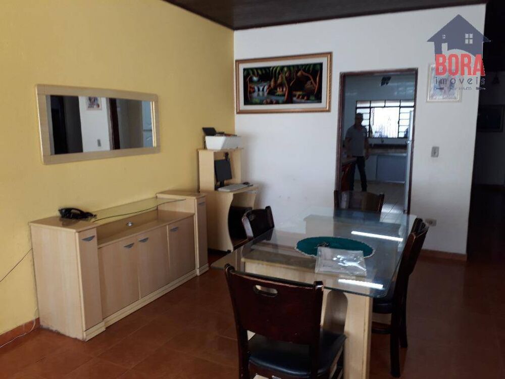 Casa à venda com 3 quartos, 200m² - Foto 4