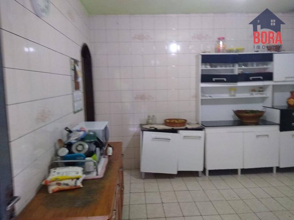 Casa, 3 quartos, 200 m² - Foto 2