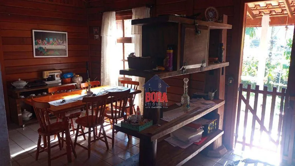 Chácara, 3 quartos, 1070 m² - Foto 8