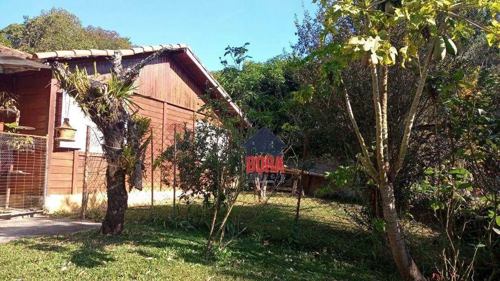 Chácara, 3 quartos, 1070 m² - Foto 4