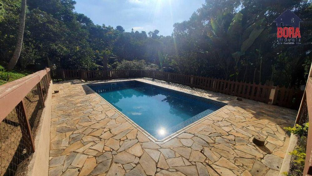 Chácara à venda com 4 quartos, 412m² - Foto 8