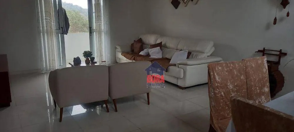 Casa, 3 quartos, 400 m² - Foto 1