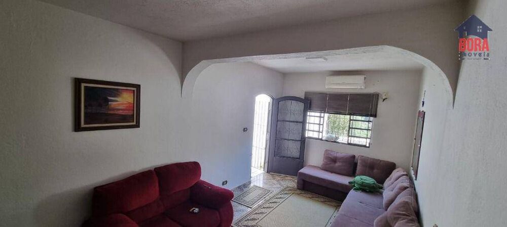 Casa à venda com 2 quartos, 250m² - Foto 2