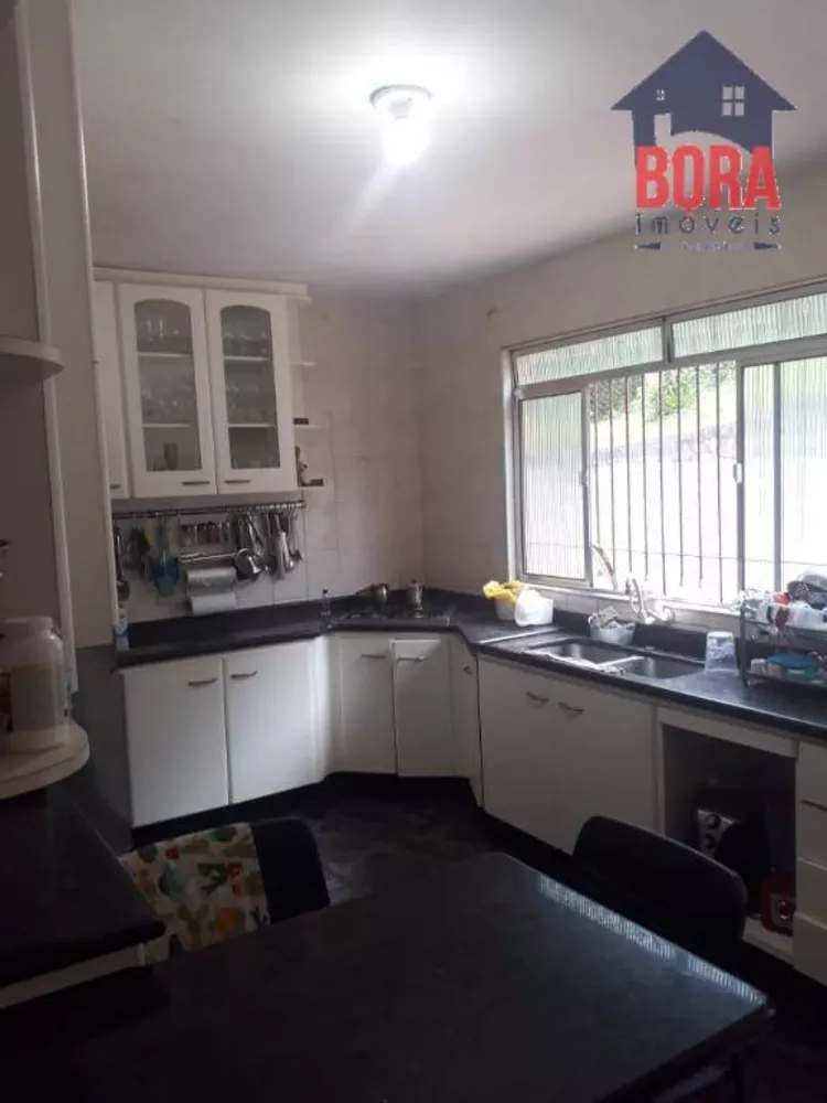 Chácara à venda com 3 quartos, 200m² - Foto 4