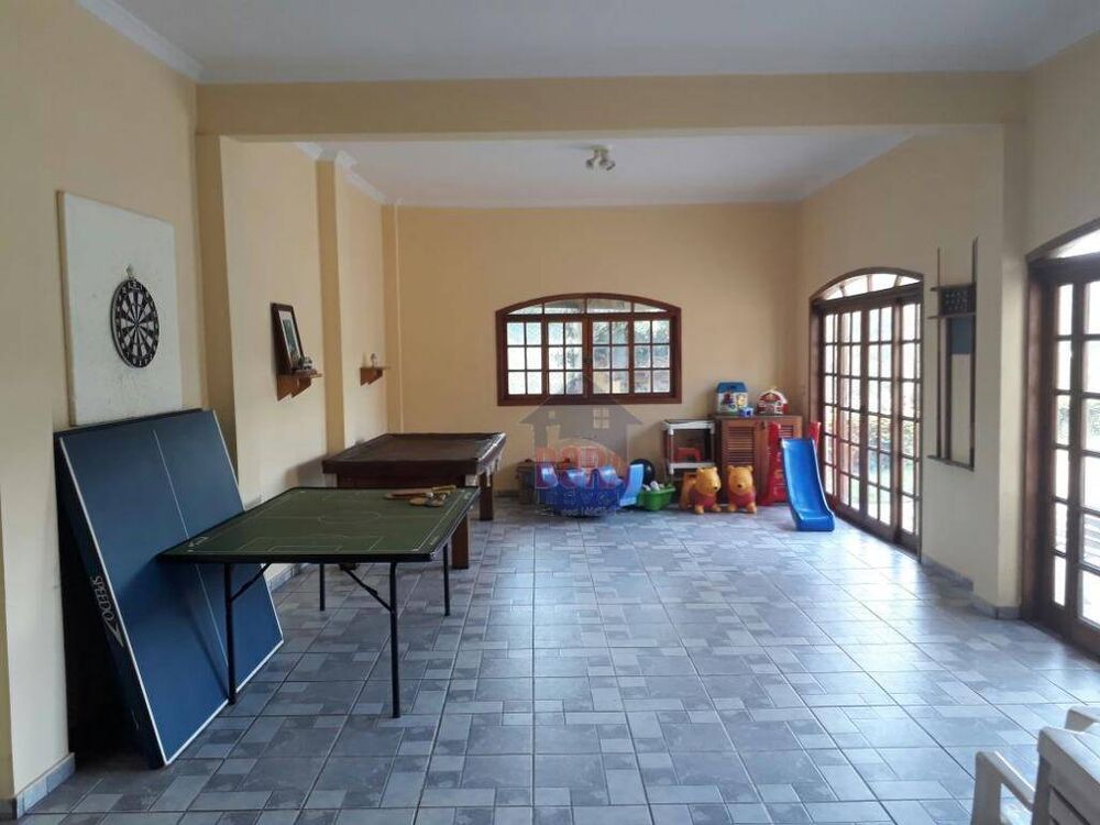 Chácara, 4 quartos, 1050 m² - Foto 4