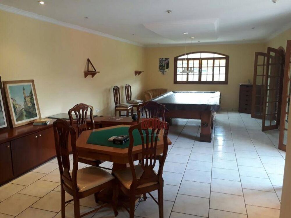 Chácara, 4 quartos, 1050 m² - Foto 1