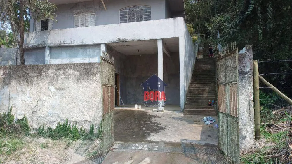 Chácara, 3 quartos, 572 m² - Foto 1
